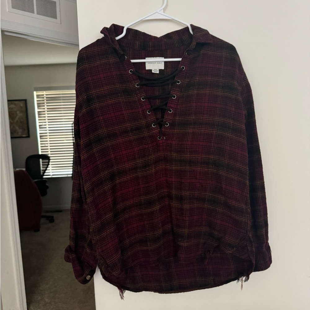 American eagle flannel pull over size small